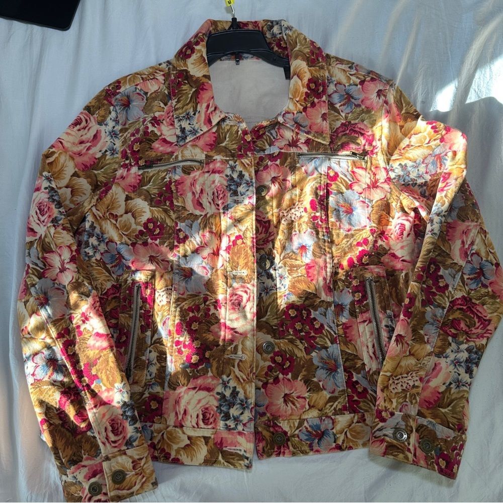 Liz Claiborne Womens Floral Velvet Denim Trucker Style Jacket SZ L